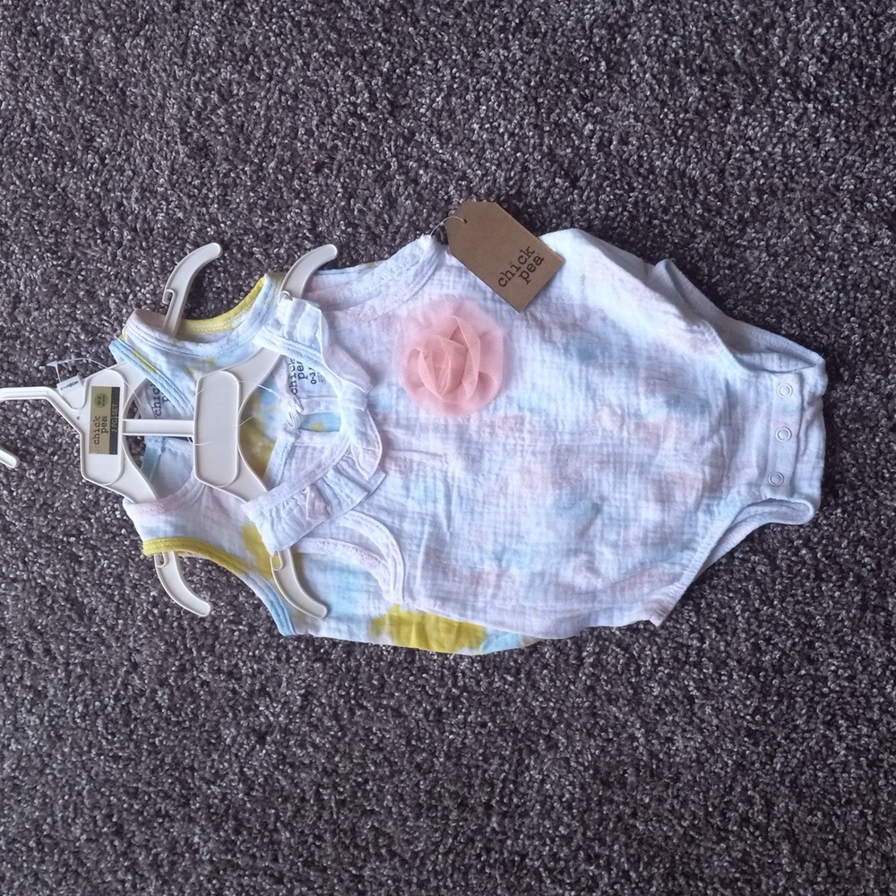 2 piece onsie set 0-3 month